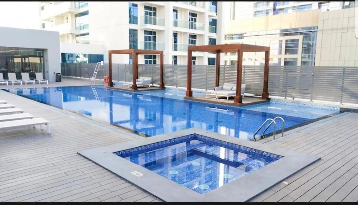 Studio One Marina Villa Dubai 0*,